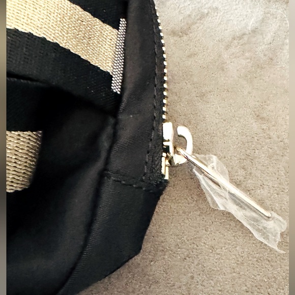 lululemon 1l black/gold/wht belt bag Everywhere Wordmark Crossbody lululemon Everywhere Belt Bag 1L